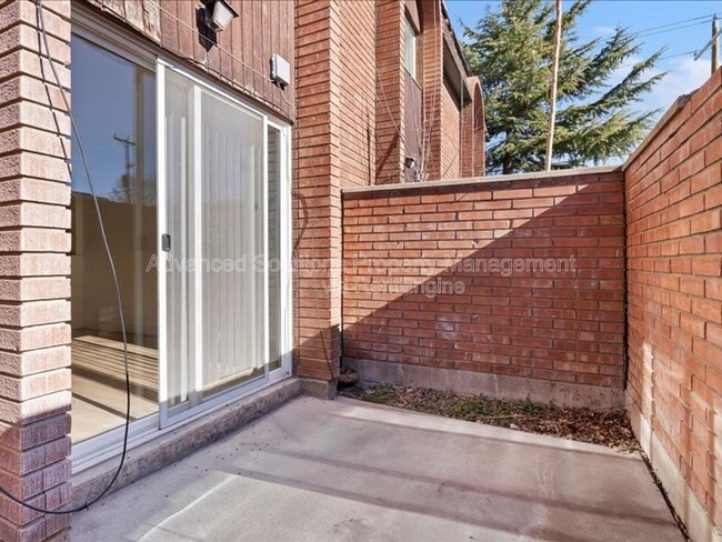 Building Photo - 3062 S 300 E