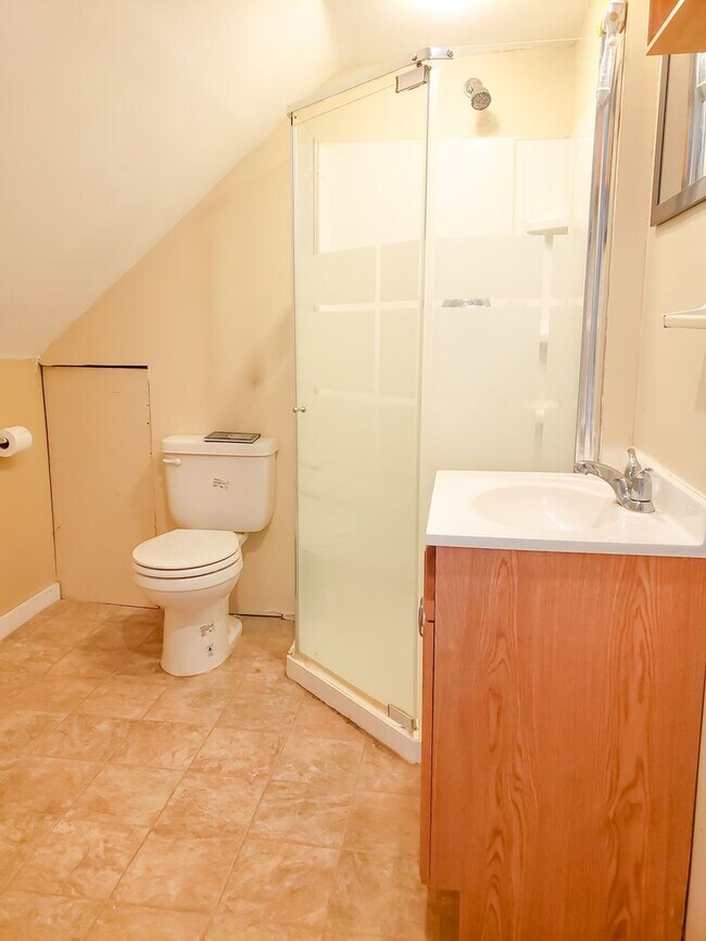 Building Photo - 2721 Fremont Ave S