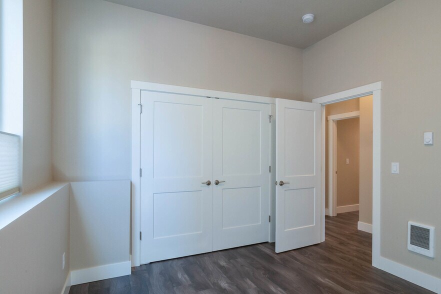 Building Photo - 3910 Gansen Way