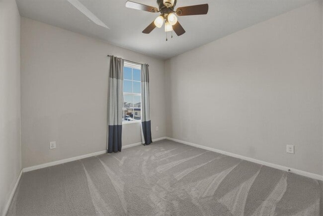 Building Photo - 125 Exeter Cove