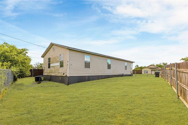 Building Photo - 1702 Manor Garden Mnr