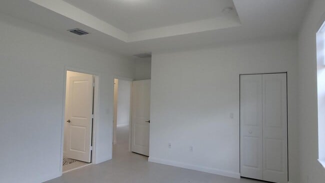 Building Photo - 16105 SW 149th Ave