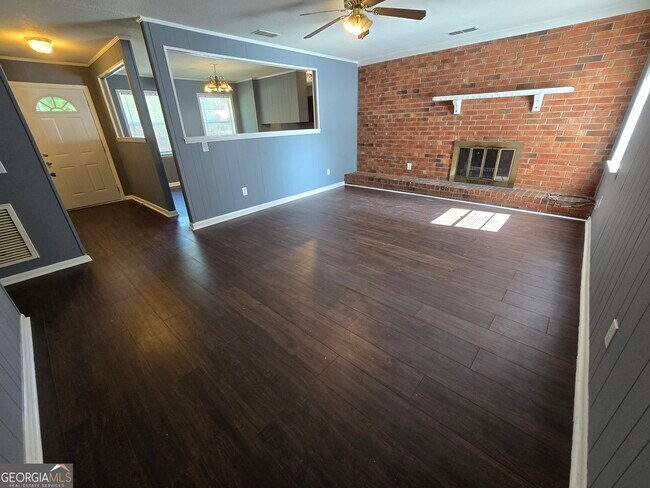 Building Photo - 408 S Orange Edwards Blvd