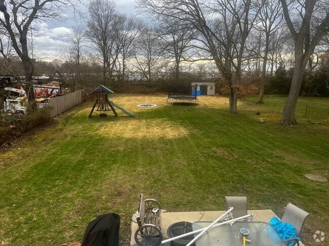 Building Photo - 1159 Joselson Ave