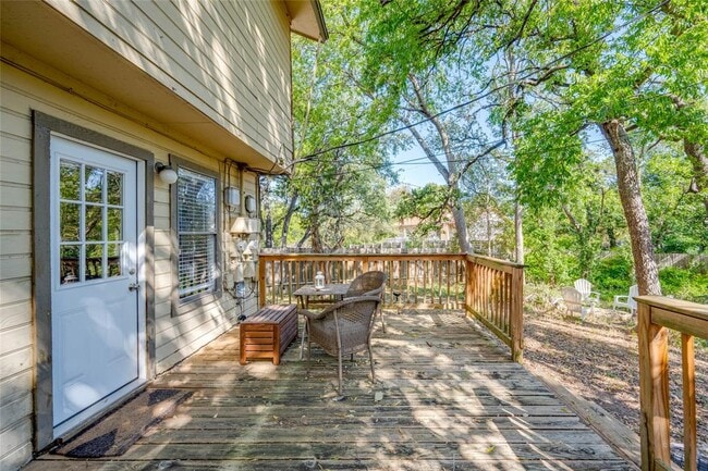 Building Photo - 3503 Larchmont Cove