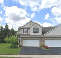 Building Photo - 2075 Village View Dr