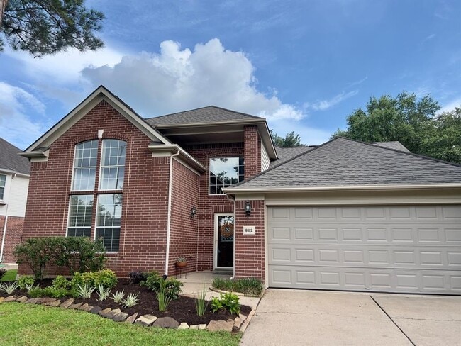 Building Photo - 6622 High Knoll Dr