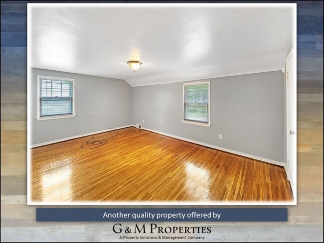 Building Photo - 3-Bedroom Single-Family - Walk to Strong/UofR!