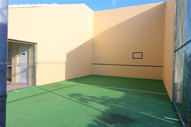 Building Photo - 6845 SW 45th Ln