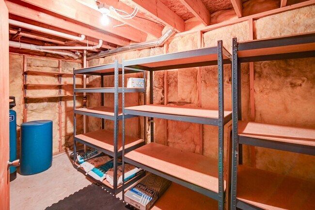 Building Photo - 1398 Prairie Rose Dr