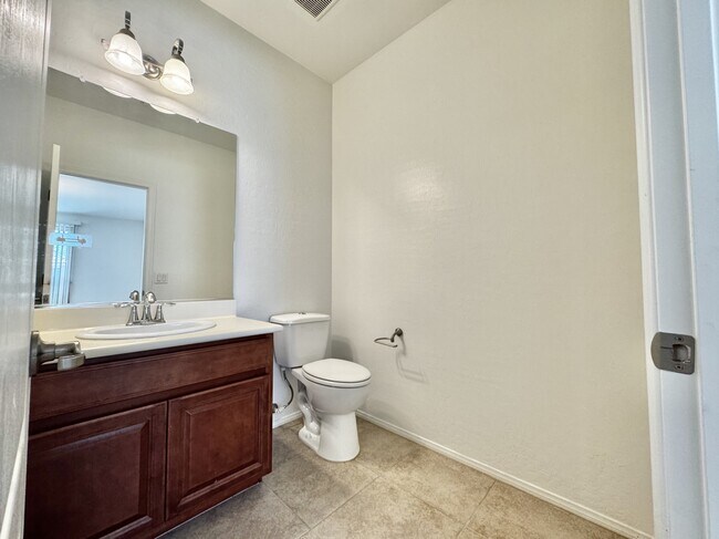 Building Photo - 10037 White Mulberry Dr