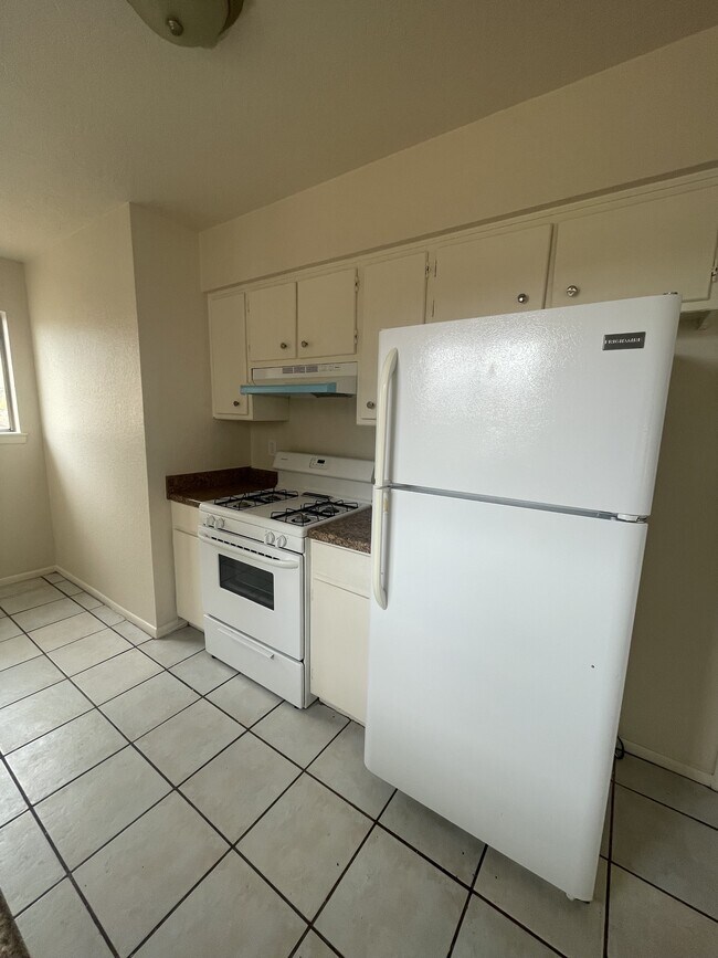 Building Photo - 10902 Bywood Dr