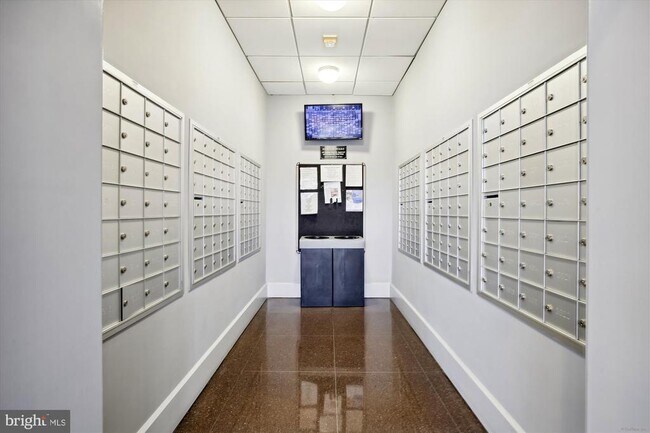 Building Photo - 800 4th St SW