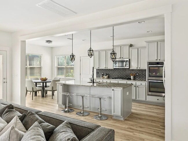 Building Photo - Fabulous 5BR Home in Thompsons Station