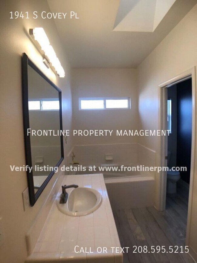 Building Photo - 1941 S Covey Pl