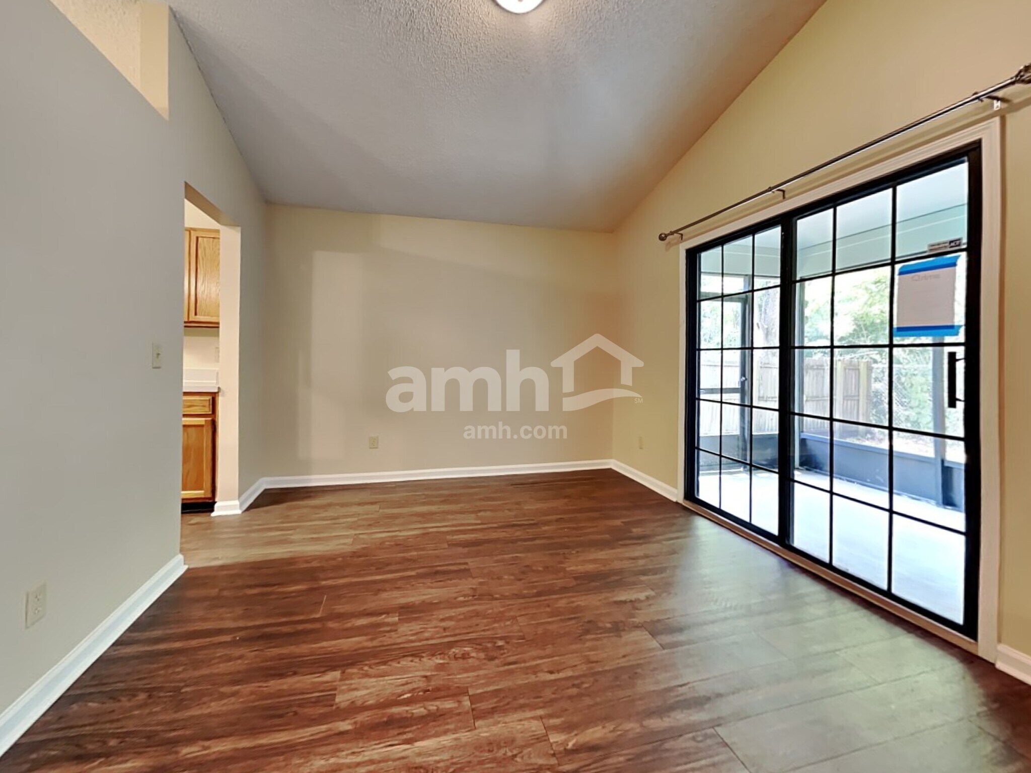 Building Photo - 4488 Misty Dawn Ct S