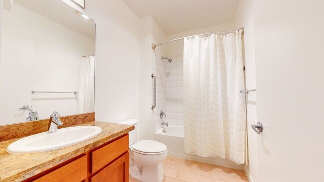 Building Photo - Available One Bedroom Condo In The Cove At...