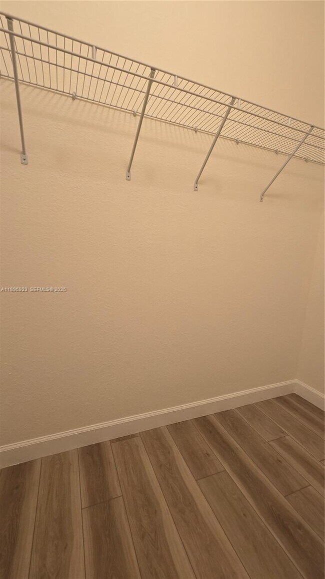 Building Photo - 10630 NW 88th St