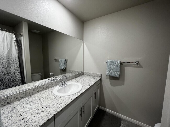 Building Photo - 5204 Sunstone Mesa Dr