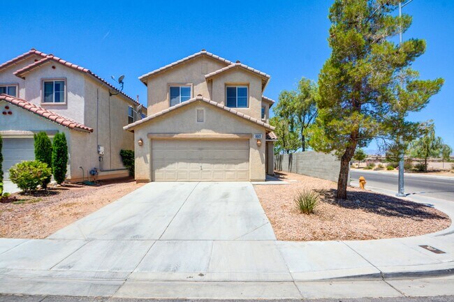 Building Photo - Fabulous 3 bed/2.5 bath two-story home in ...