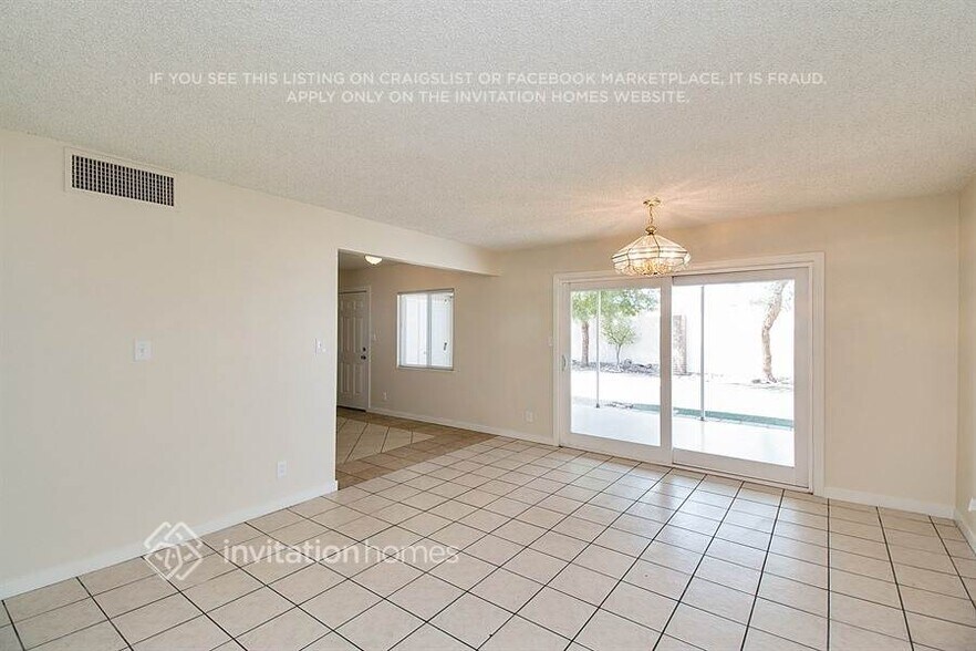 Building Photo - 5208 Mountain View Dr