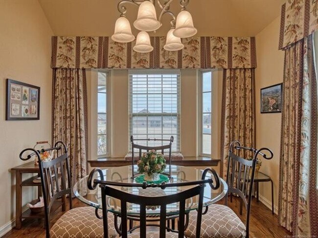 Building Photo - 10724 Masters Cir