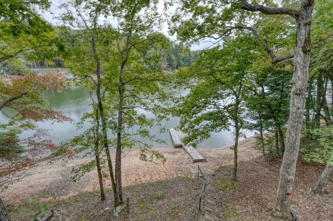 Building Photo - 3739 Pat Colwell Rd