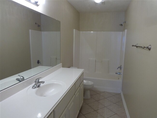 Building Photo - 9116 Dolphin Cir