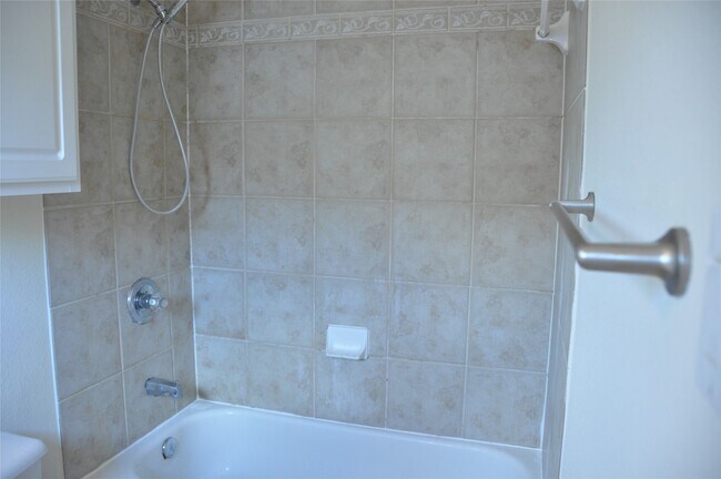 Building Photo - 12707 Boheme Dr
