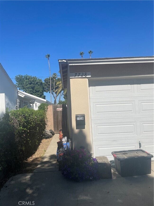Building Photo - 7726 Chimineas Ave