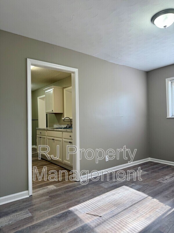 Building Photo - 1973 Tacoma Ave