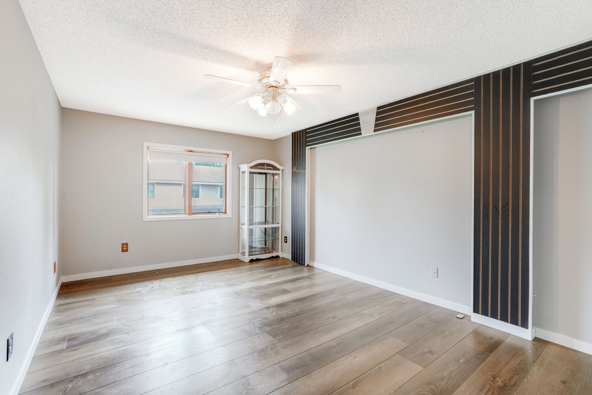 Building Photo - 14865 Lower Endicott Way