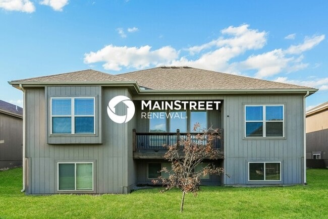 Building Photo - 4 Bedroom Pet-Friendly Home in Grain Valley, MO with Main Street Renewal