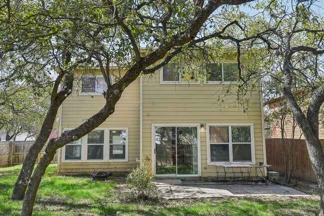 Building Photo - 16216 Ike Ln
