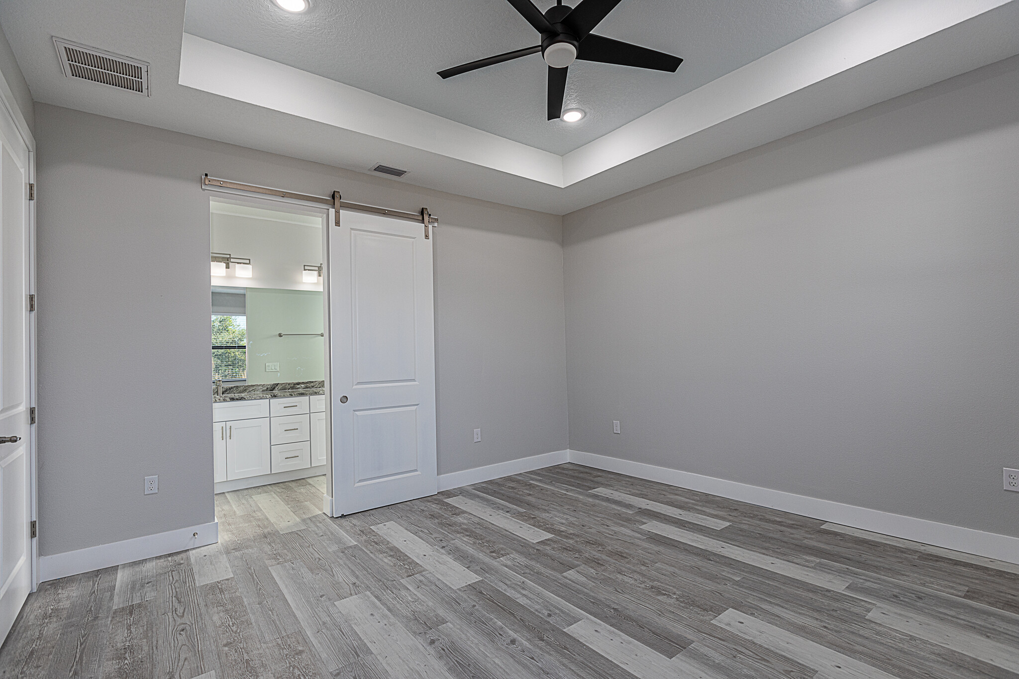 Main Bedroom with Private Bath - 26374 Explorer Rd