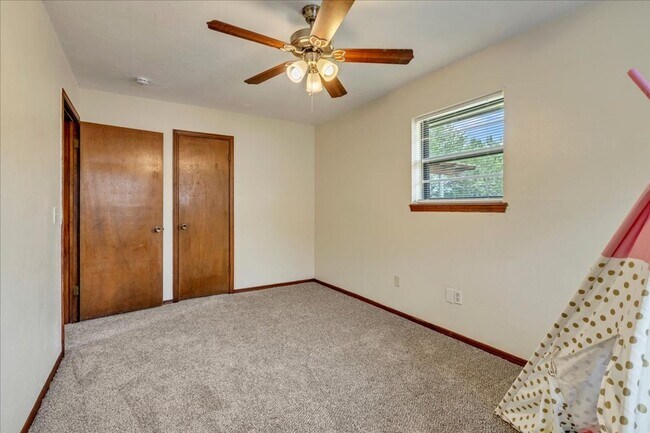 Building Photo - 4121 Monica Dr