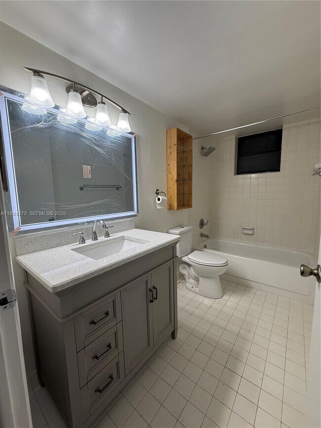 Building Photo - 7925 SW 86th St