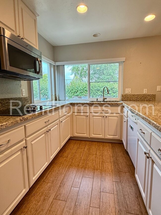 Building Photo - 1230 Granada Way