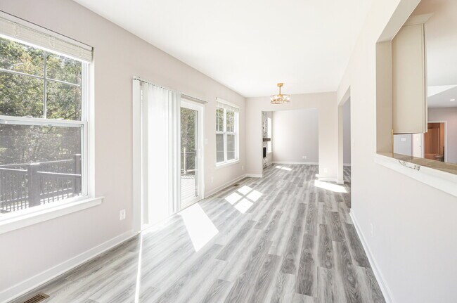 Building Photo - Now Available for Lease – Executive Home i...