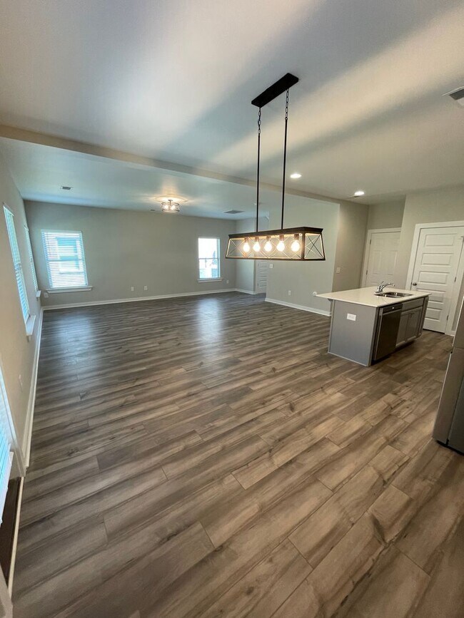Building Photo - Home for Rent in Calera, AL!!!  Available to View Now!  DEPOSIT PENDING!
