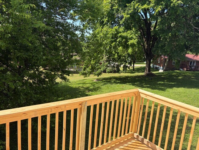 Building Photo - 2701 McIntosh Dr