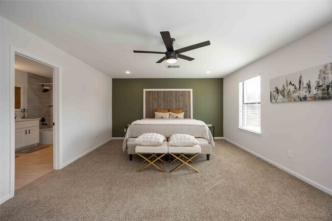 Building Photo - 5111 Firnat St