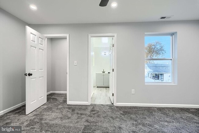 Building Photo - 9 Avenal Rd