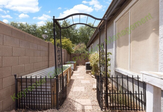 Building Photo - Lovely 3 bed/2 bath Gilbert Home in Higley Groves