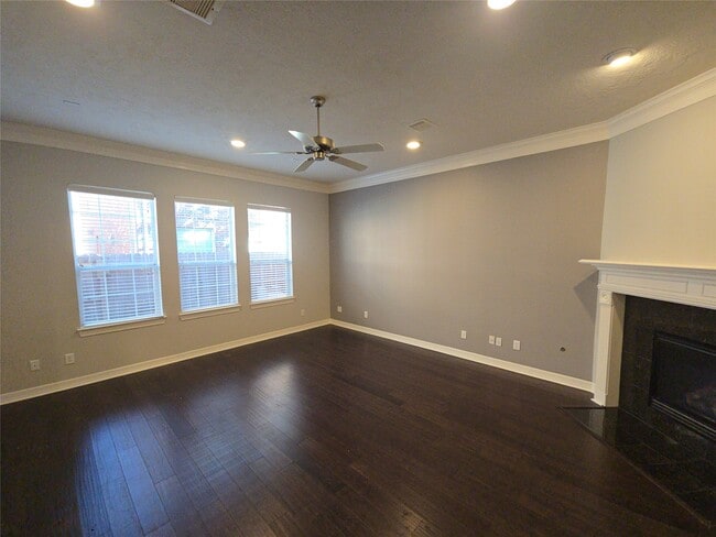 Building Photo - 1515 Olive Park