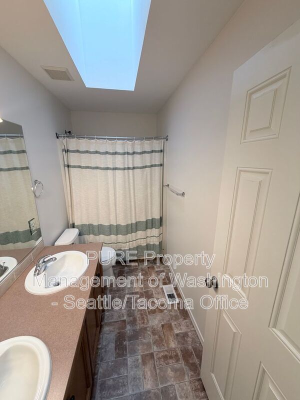 Building Photo - 1725 SW 346th Pl