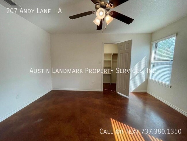 Building Photo - 207 Andy Ln