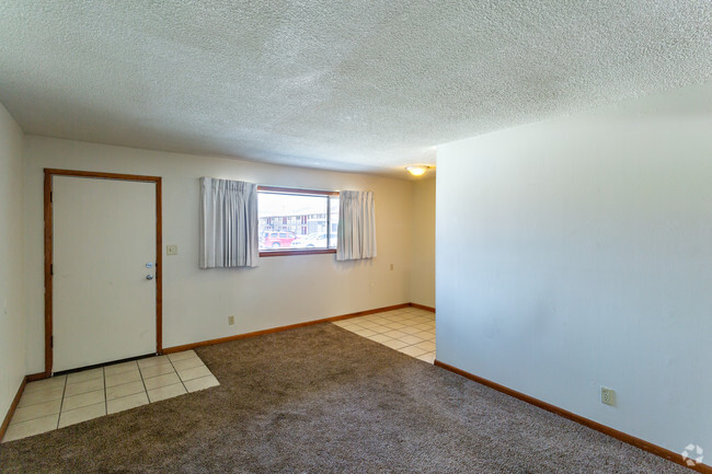 1BR / 1BA - 503 SF - De Ville Apartments