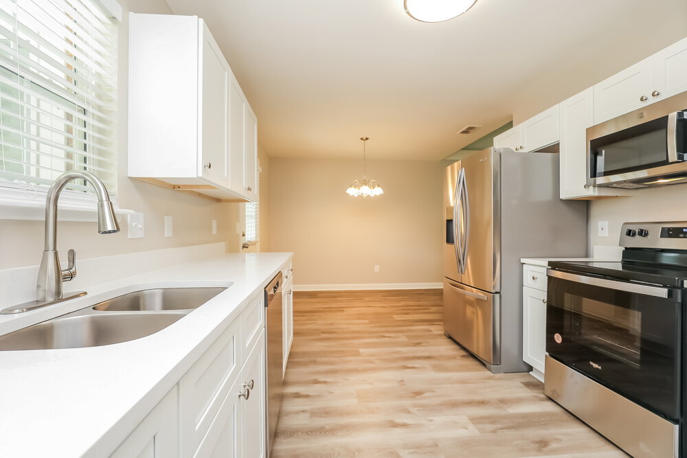 Building Photo - 407 Cindi Ct