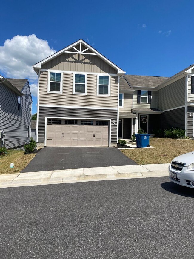 4 Bedroom, 2.5 Bathroom in Ridgley Forest,... 19 Sugarberry Dr Elkton